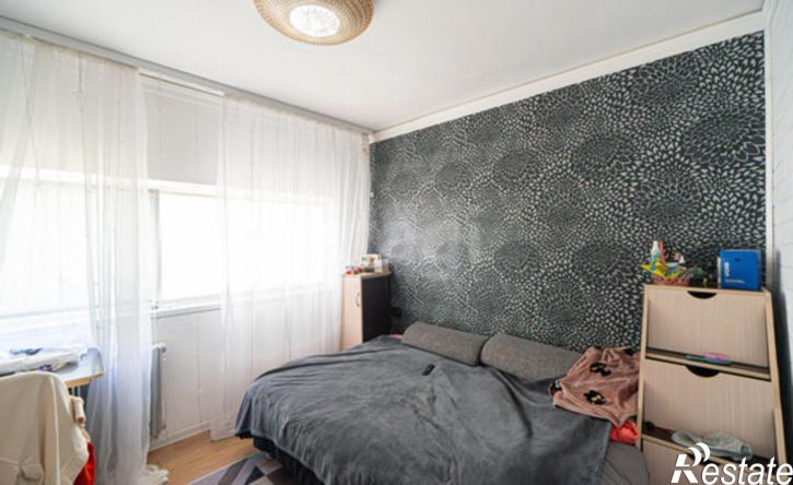 3-комн квартира ул Генерала Мельника, 1,  д. 1