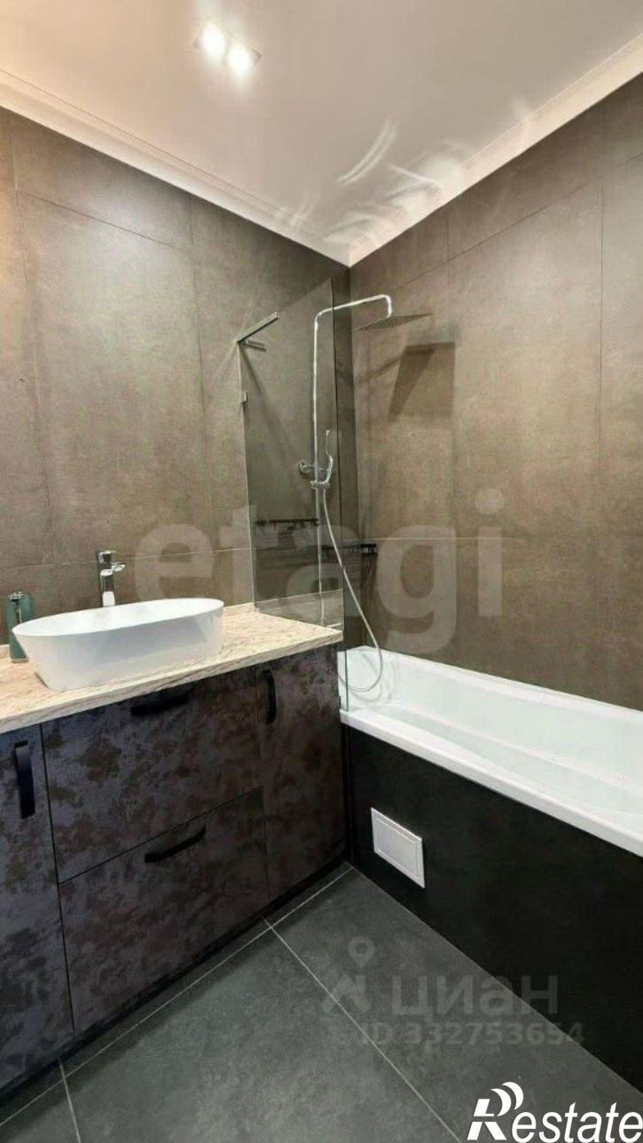 2-комн квартира ул Крымской весны, 2,  д. 2