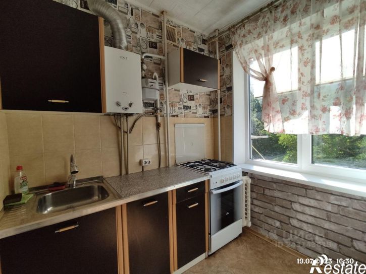 4-комн квартира Керчь, улица Сморжевского, 8