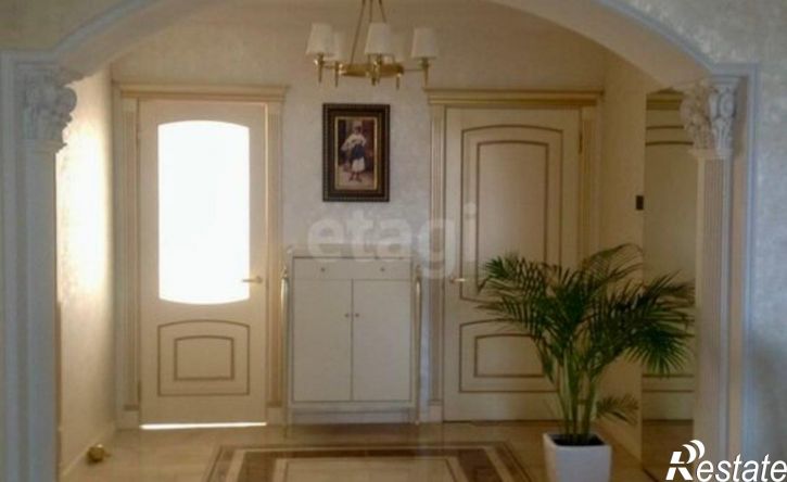 3-комн квартира Ялта, улица Володарского, 6