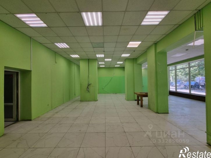 Торговое помещение пр-кт Генерала Острякова, 80,  д. 80