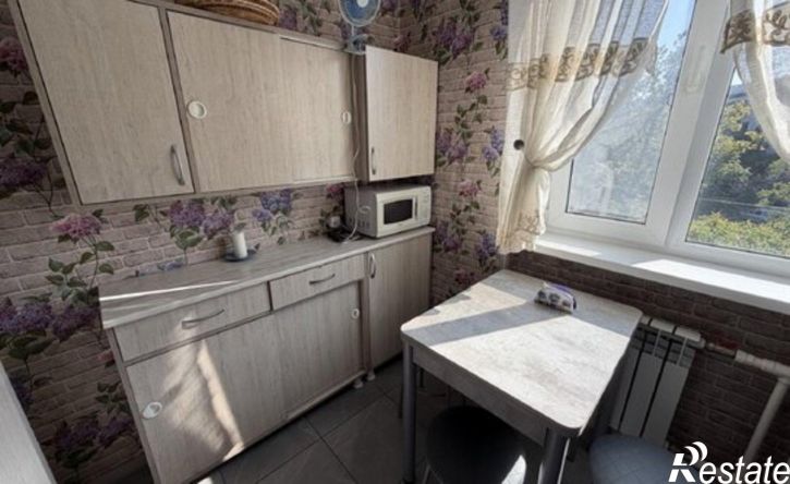 3-комн квартира ул Репина, 28,  д. 28