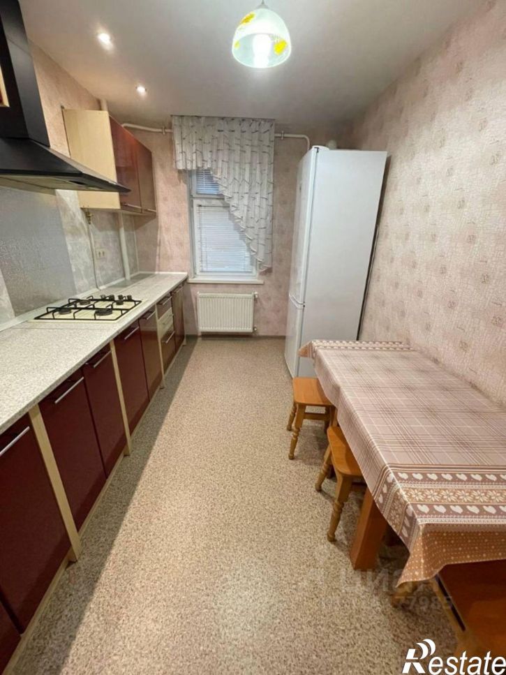 2-комн квартира ул Хрусталева, 183,  д. 183