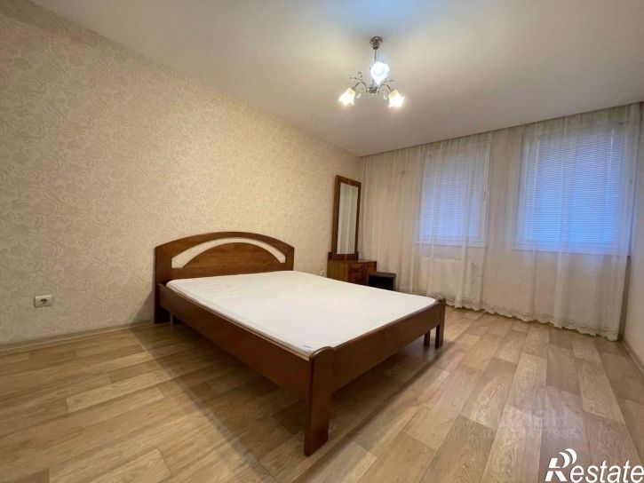 2-комн квартира ул Хрусталева, 183,  д. 183