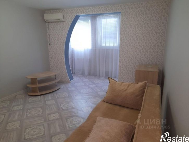 2-комн квартира ул Хрусталева, 183,  д. 183