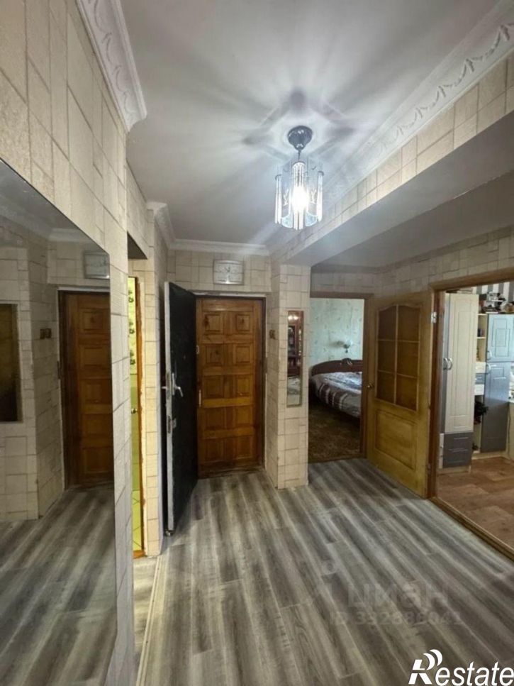 4-комн квартира ул Нижнегорская, 97,  д. 97