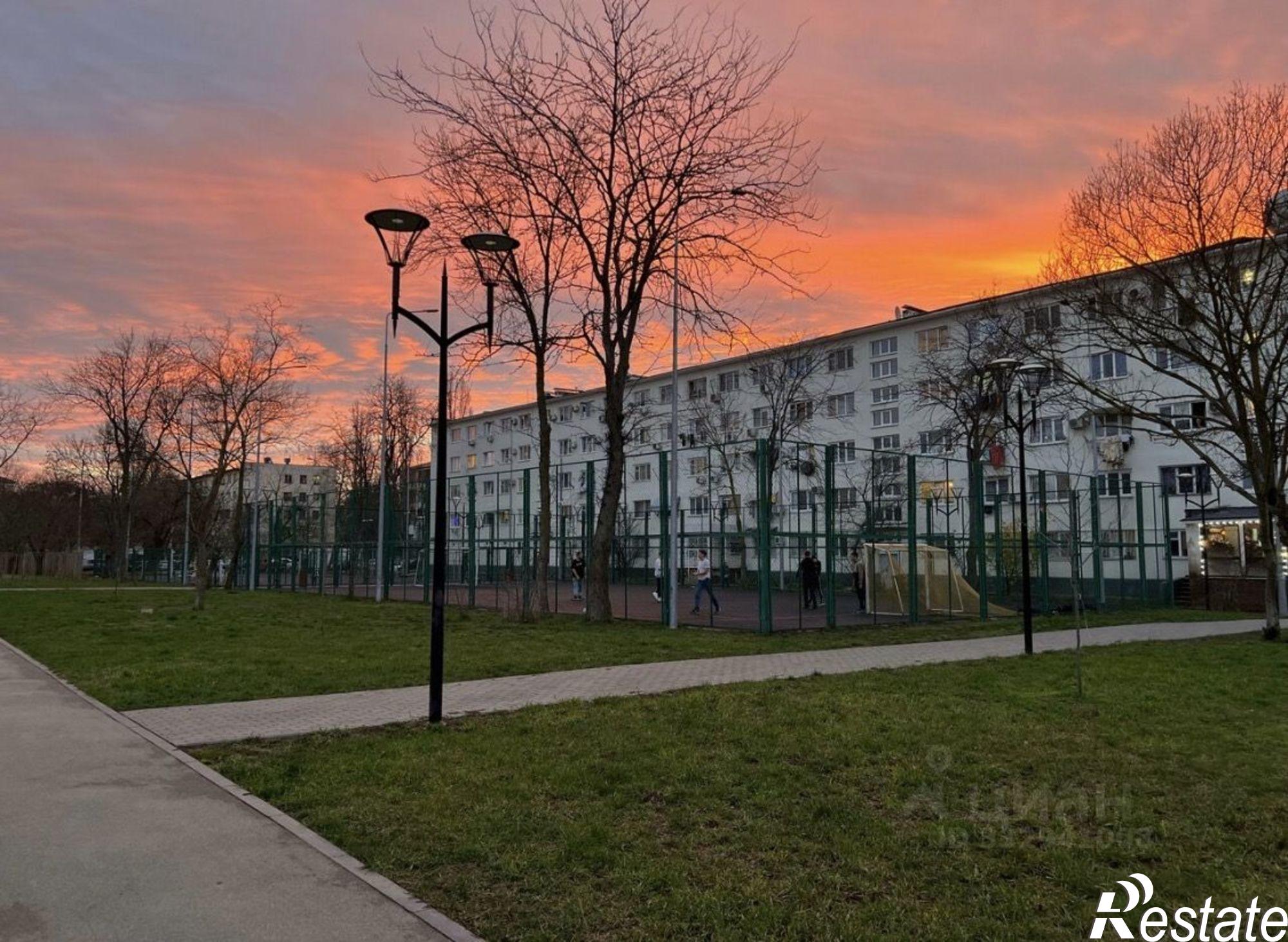 Сдать комнату за 10 000 рублей на пр-кт Генерала Острякова, 39