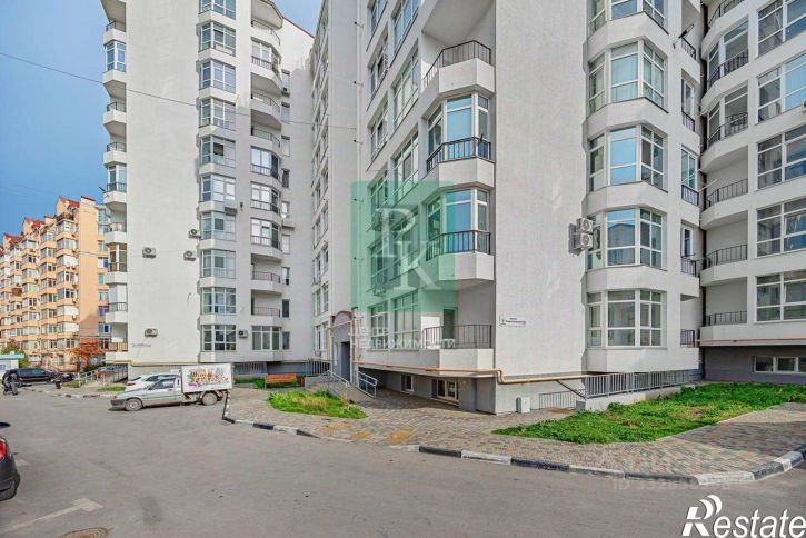 3-комн квартира пр-кт Генерала Острякова, 242 1,  д. 242 1,  к. 1