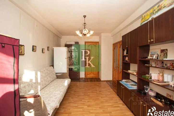 2-комн квартира пр-кт Октябрьской революции, 37,  д. 37