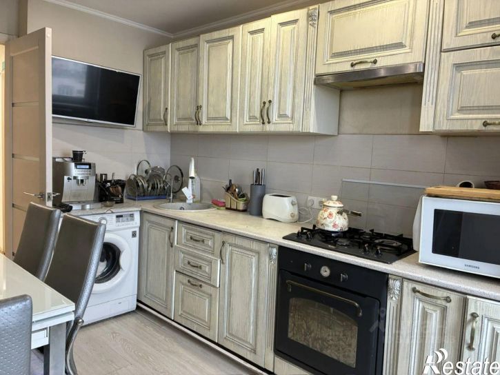 3-комн квартира пр-кт Генерала Острякова, 171б,  д. 171б