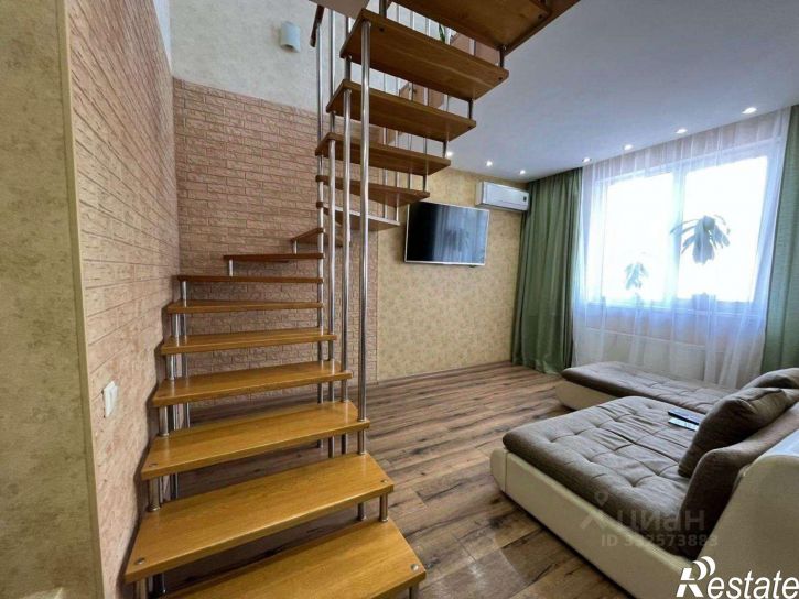 3-комн квартира пр-кт Генерала Острякова, 242 1,  д. 242 1,  к. 1