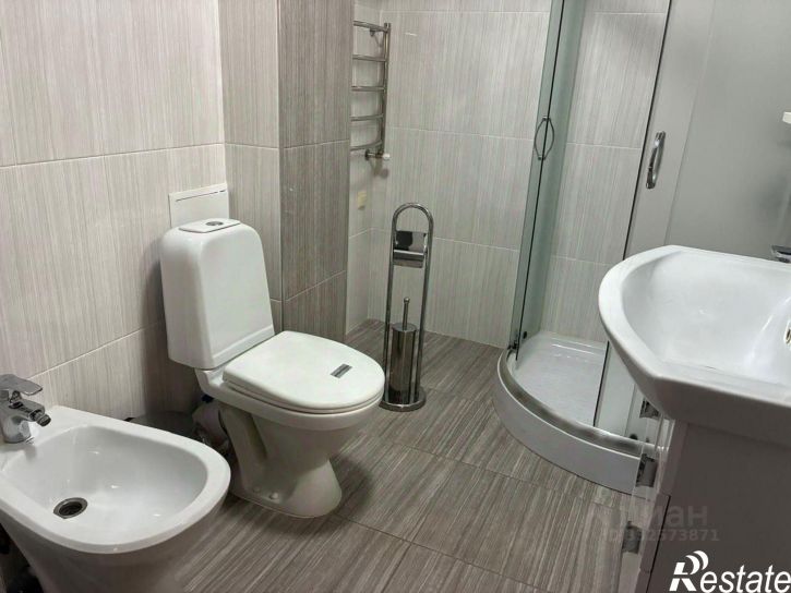 4-комн квартира пр-кт Гагарина, 52/4,  д. 52/4