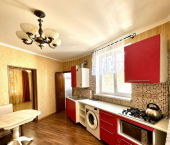 4-комн, 110кв м, этаж 2/3 ул Пироговская, 24