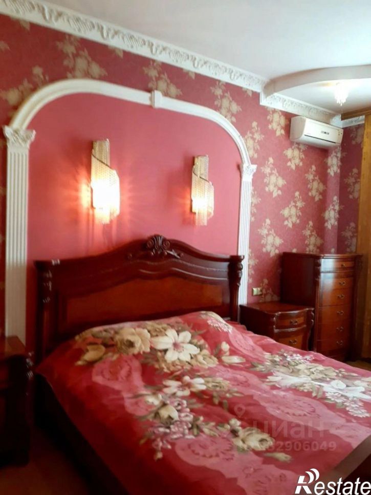 2-комн квартира Античный пр-кт, 8,  д. 8