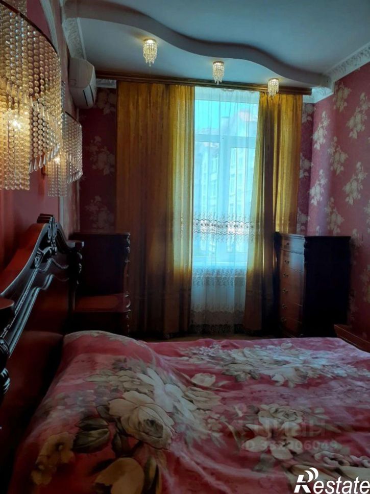 2-комн квартира Античный пр-кт, 8,  д. 8