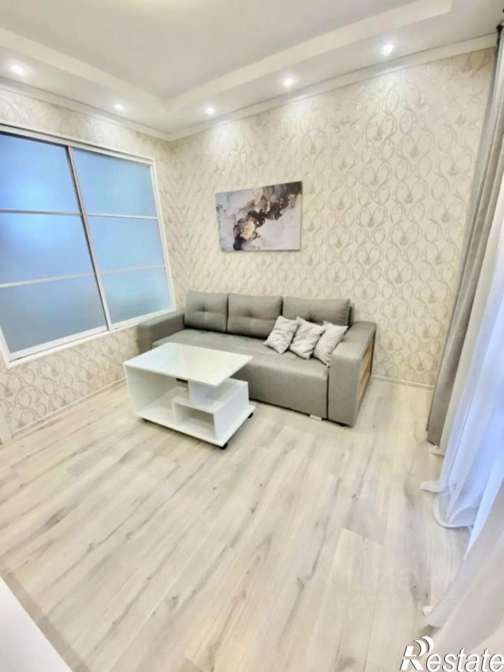 2-комн квартира ул Крымской весны, 1 1,  д. 1 1,  к. 1