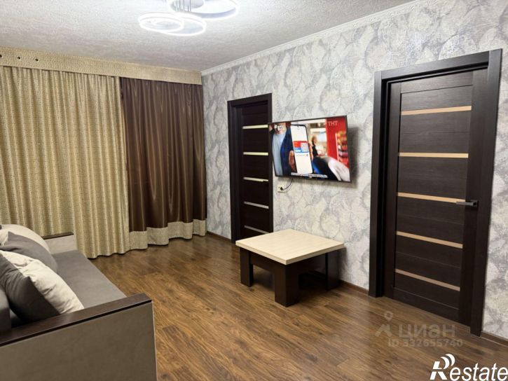 4-комн квартира Керчь, улица Сморжевского, 8