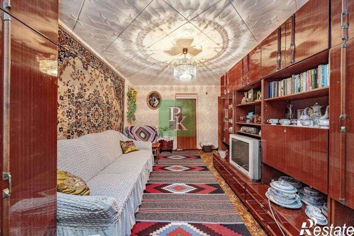 3-комн квартира ул Софьи Перовской, 50,  д. 50