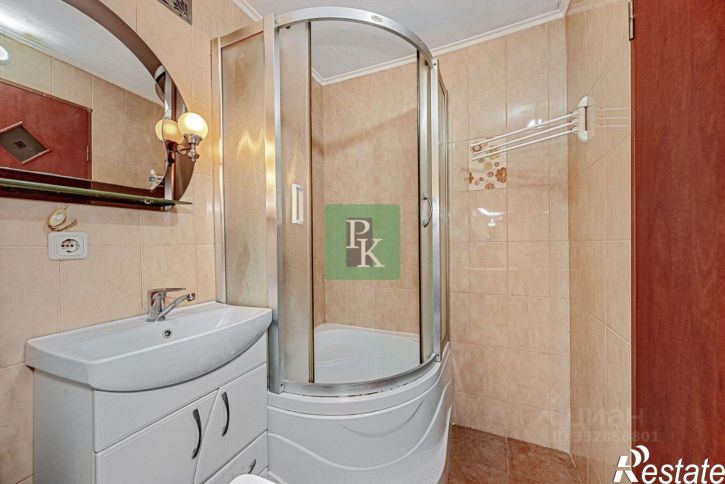 3-комн квартира ул Софьи Перовской, 50,  д. 50