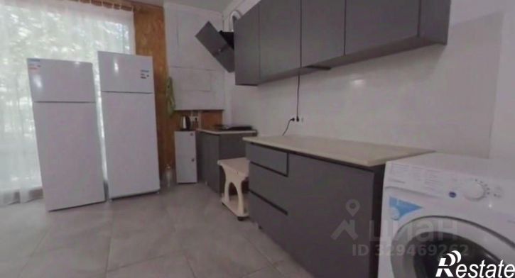 Отдельное здание Севастополь, улица Матюшенко, 1
