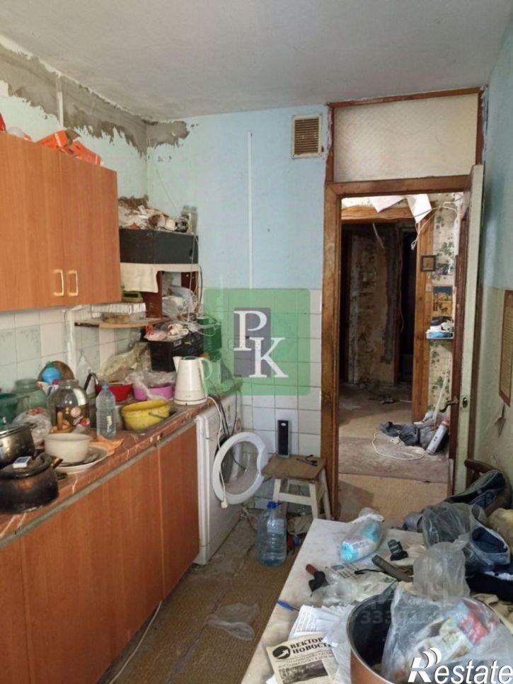 2-комн квартира улица Колобова, д 15