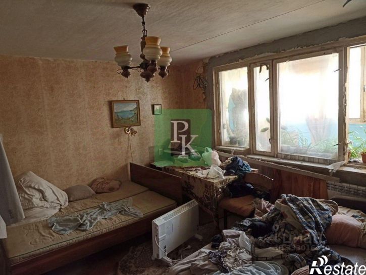 2-комн квартира улица Колобова, д 15
