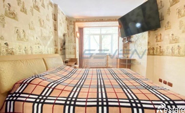 3-комн квартира улица Александра Косарева, 21,  д. 21