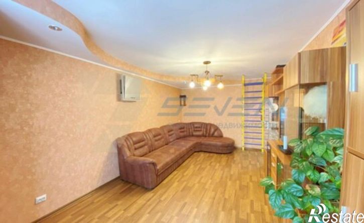 3-комн квартира улица Александра Косарева, 21,  д. 21