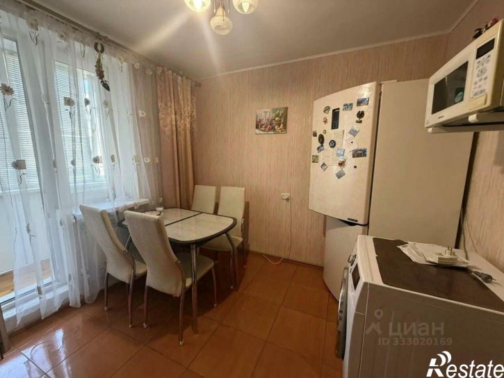 3-комн квартира Феодосия, Украинская улица, 45