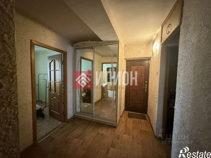 3-комн квартира Феодосия, Украинская улица, 45