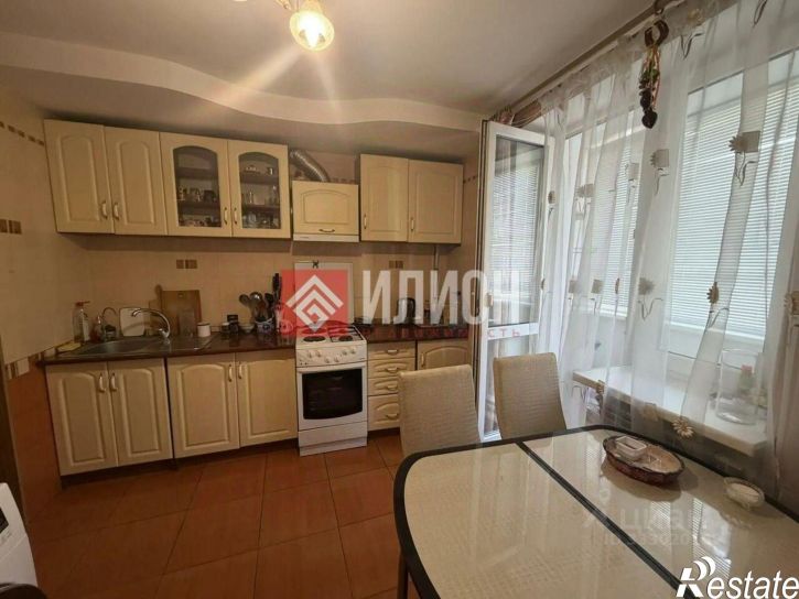 3-комн квартира Феодосия, Украинская улица, 45