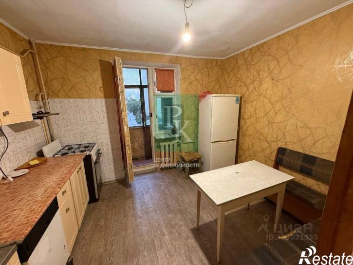 2-комн квартира улица Челнокова, 33,  д. 33