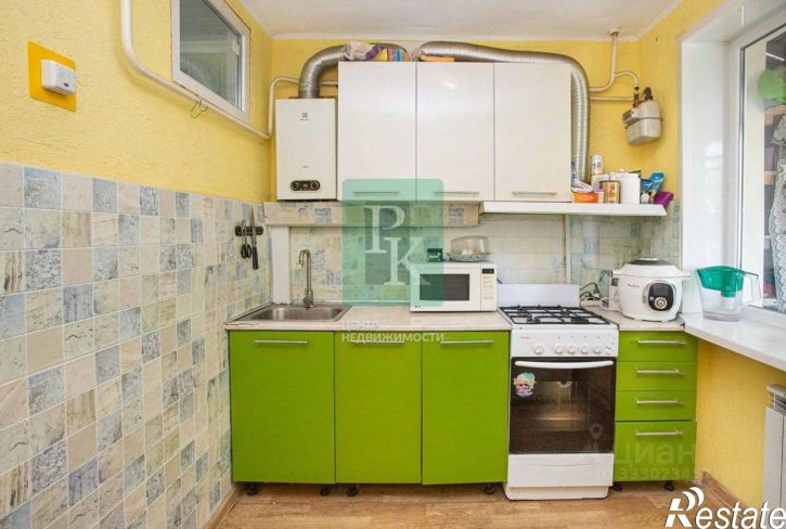 1-комн квартира пл Захарова, 1,  д. 1