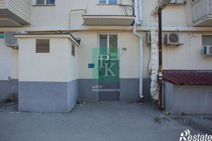1-комн квартира пл Захарова, 1,  д. 1