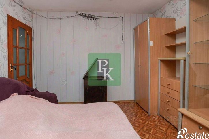 4-комн квартира ул Колобова, 15,  д. 15