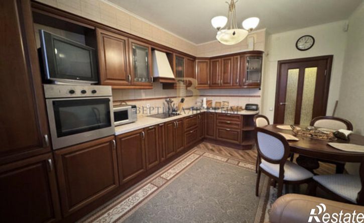 3-комн квартира Судак, улица Ленина, 96