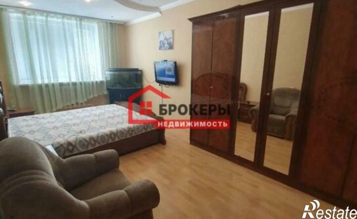 3-комн квартира Севастополь, Коммунистическая улица, 30