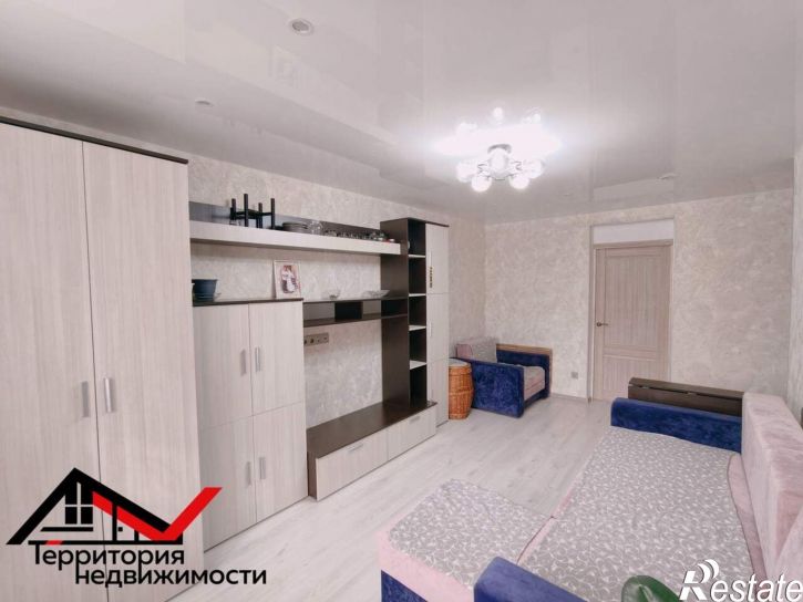 3-комн квартира проспект Героев Сталинграда, 37