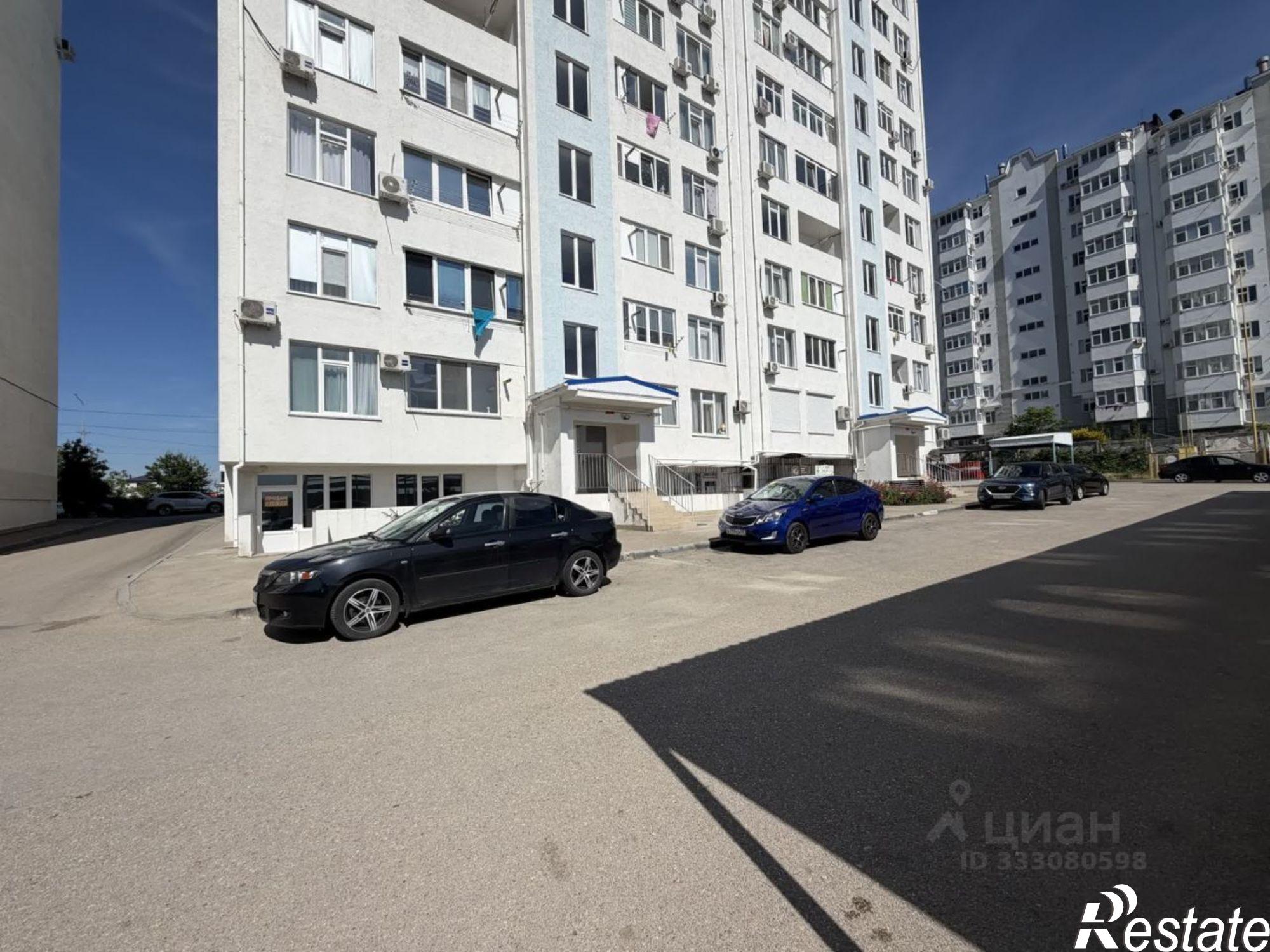 Купить квартиру за 9 200 000 рублей на ул Горпищенко, 104в 2