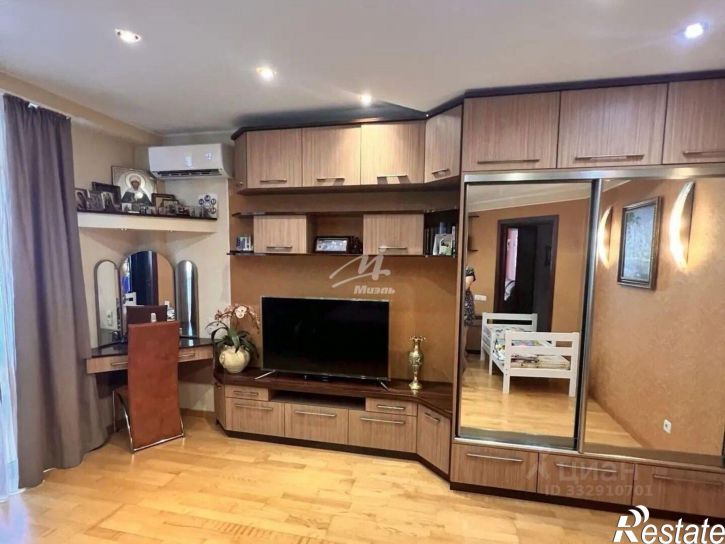 2-комн квартира пр-кт Генерала Острякова, 250а,  д. 250а