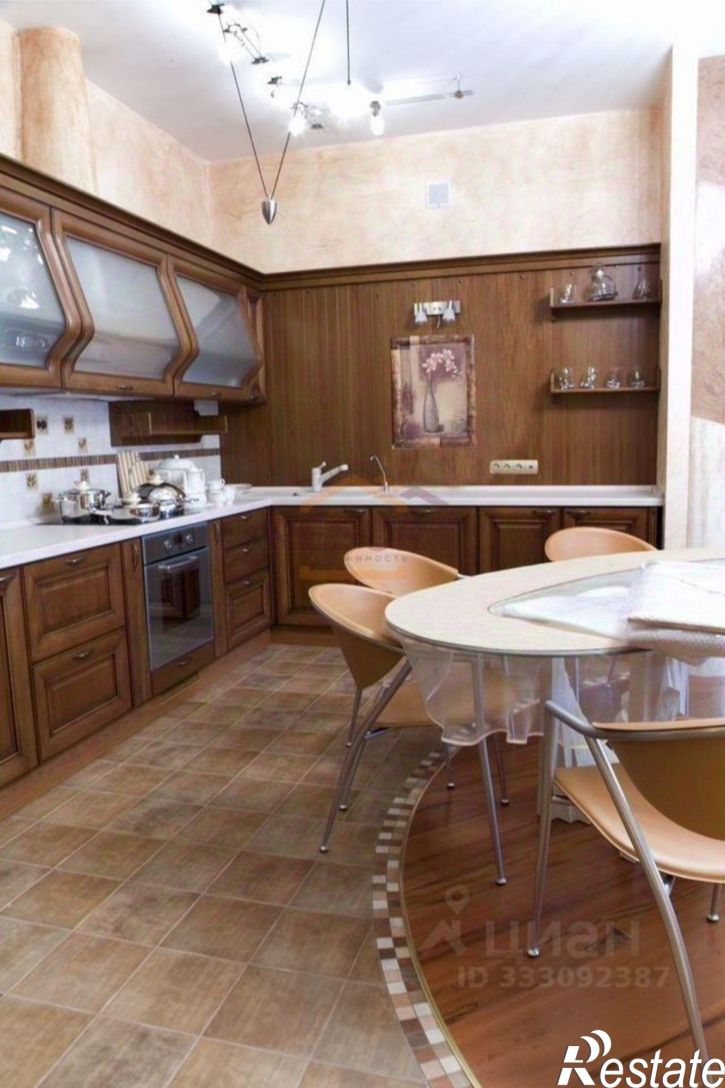 3-комн квартира Ялта г., Ленина В.И. имени набережная.