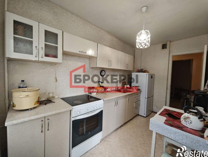 2-комн квартира проспект Генерала Острякова, 226