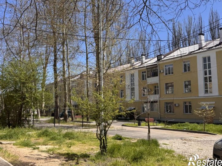 2-комн квартира Керчь, Парковая улица, 2