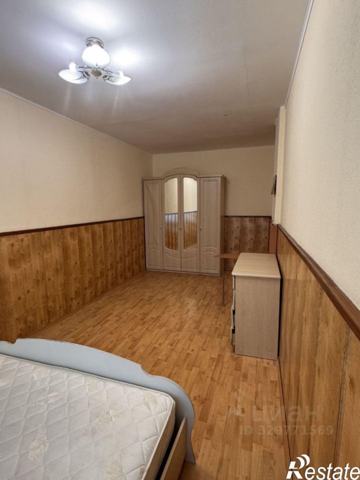 2-комн квартира Керчь, Парковая улица, 2