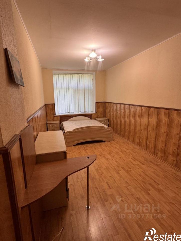 2-комн квартира Керчь, Парковая улица, 2