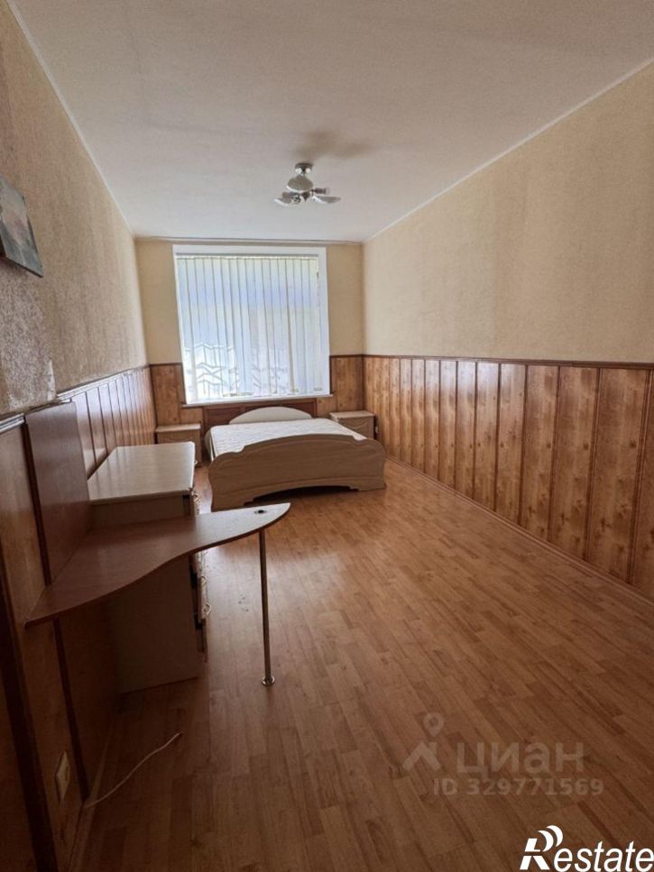 2-комн квартира Керчь, Парковая улица, 2