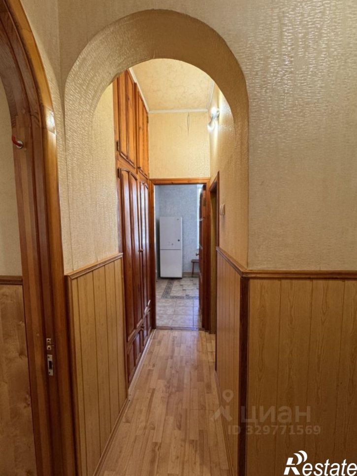 2-комн квартира Керчь, Парковая улица, 2