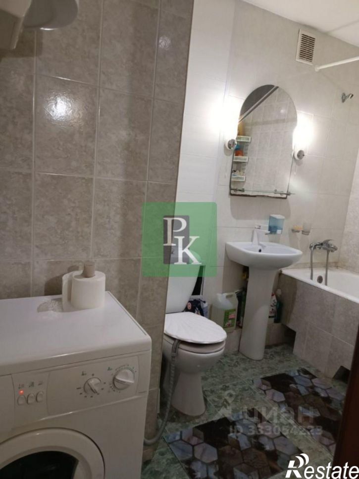3-комн квартира г Евпатория, улица Перекопская, д 6