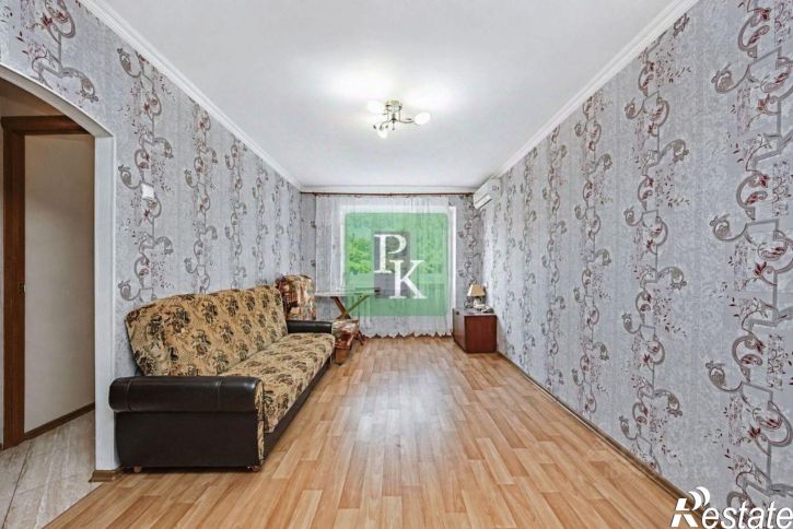 3-комн квартира г Ялта, поселок городского типа Парковое