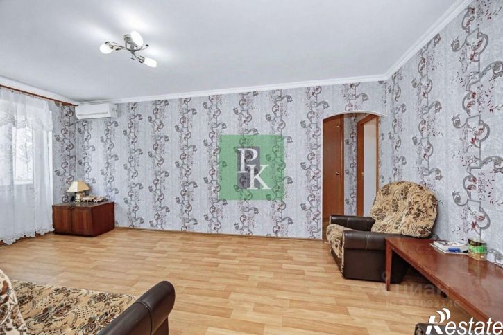 3-комн квартира г Ялта, поселок городского типа Парковое